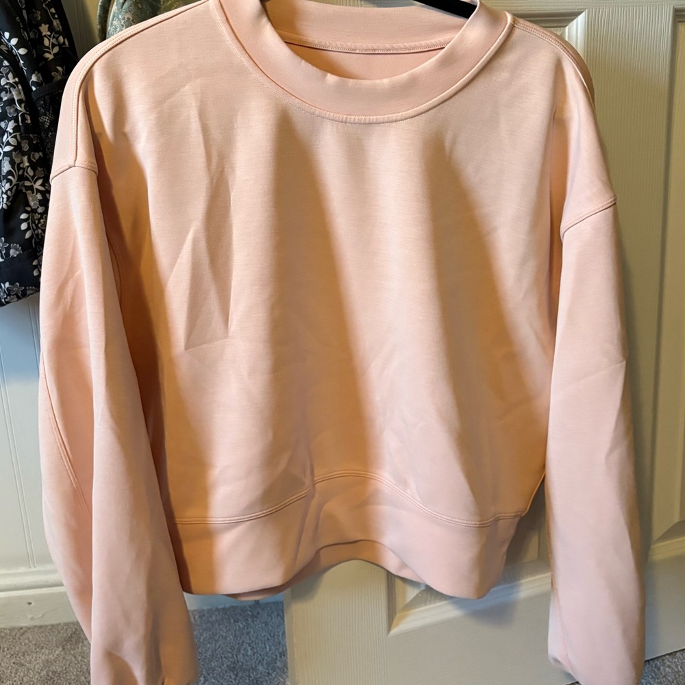 Lululemon Softstreme Cropped Crew